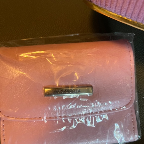 Sold out Chip loungefly backpack - Picture 4 of 5